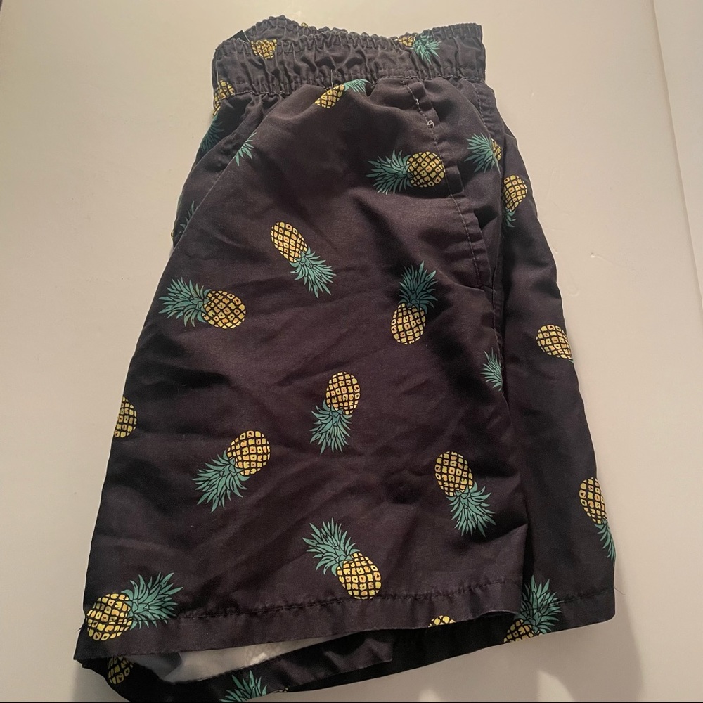Forever 21 mens casual pineapple shorts
